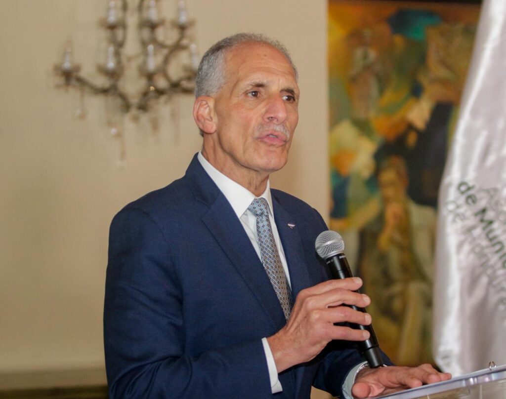 “Todavía me corre sangre de alcalde”: Presidente Asfura en lanzamiento del programa “Municipios Campeones por la Educación 2026”