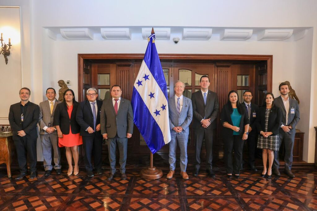 Gobierno del presidente Asfura impulsa orden y transparencia del gasto público con respaldo del Banco Mundial