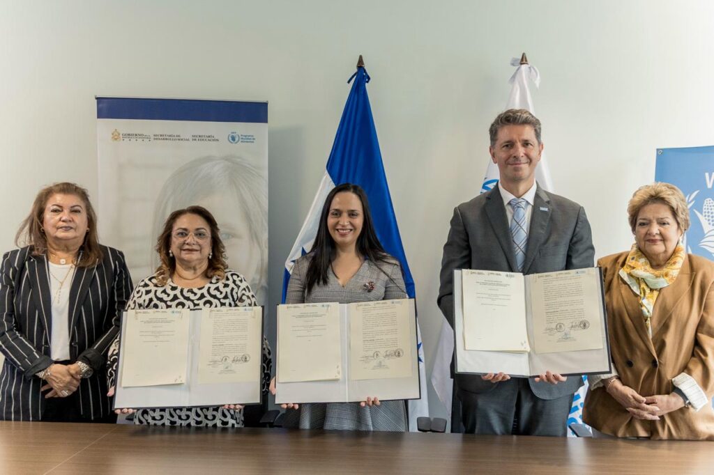 Gobierno garantiza alimentación escolar para más de 1.2 millones de niños con inversión de 840 millones de lempiras junto al PMA