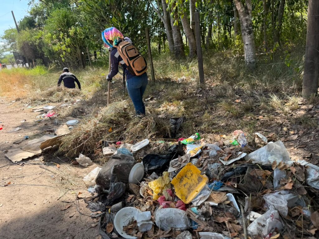 Alcaldía retira 12 toneladas de basura tras atender denuncia ciudadana en calle Los Laureles