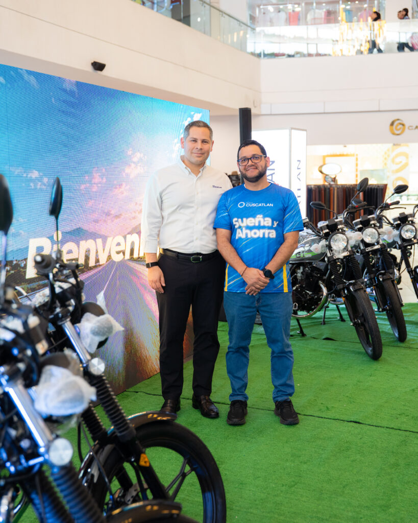 Ahorrando puedes poner tus sueños en marcha y ganar una de las 10 motos de Banco CUSCATLAN