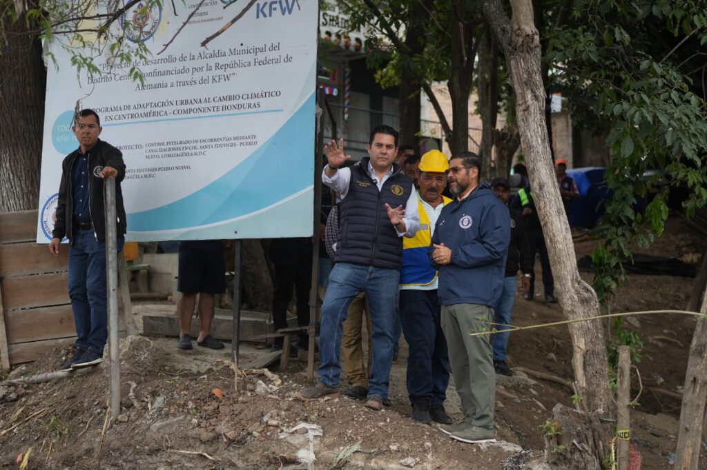 La alcaldía avanza en proyecto para controlar escorrentías y reducir riesgos en la colonia Santa Eduviges