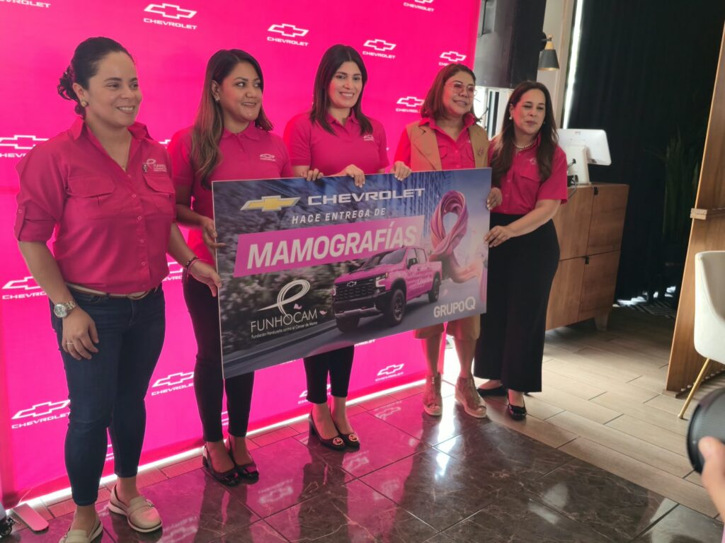 Chevrolet celebra una década de apoyo en la lucha contra el cáncer de mama con la campaña “Mensaje Rosa”